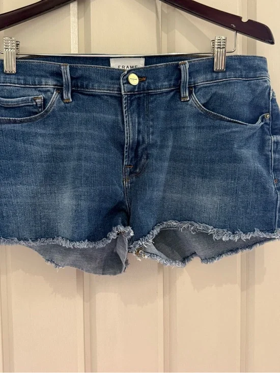 Frame Denim Le Cutoff Mid-Blue Frayed Hem Jean Shorts EUC Women’s Size 30 - Picture 3 of 16